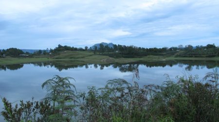 Pea Sidihoni. Salah satu danau di antara 9 danau di Pulau Samosir